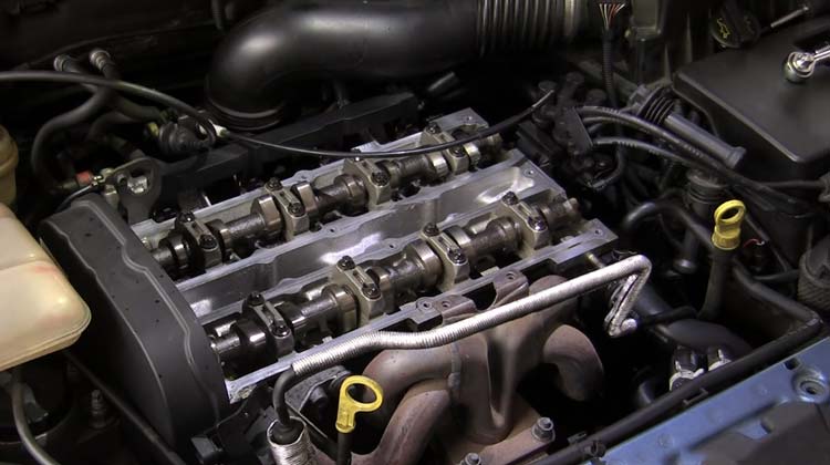 Oil Burning Smell is Symptoms of a Failing Valve Cover