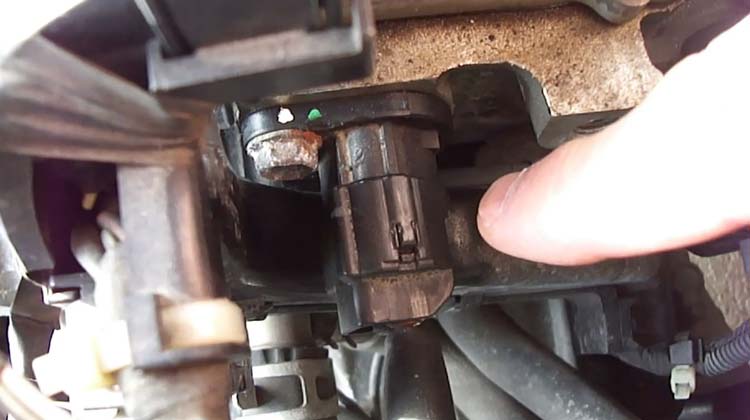 Symptoms of a Bad Camshaft Position Sensor